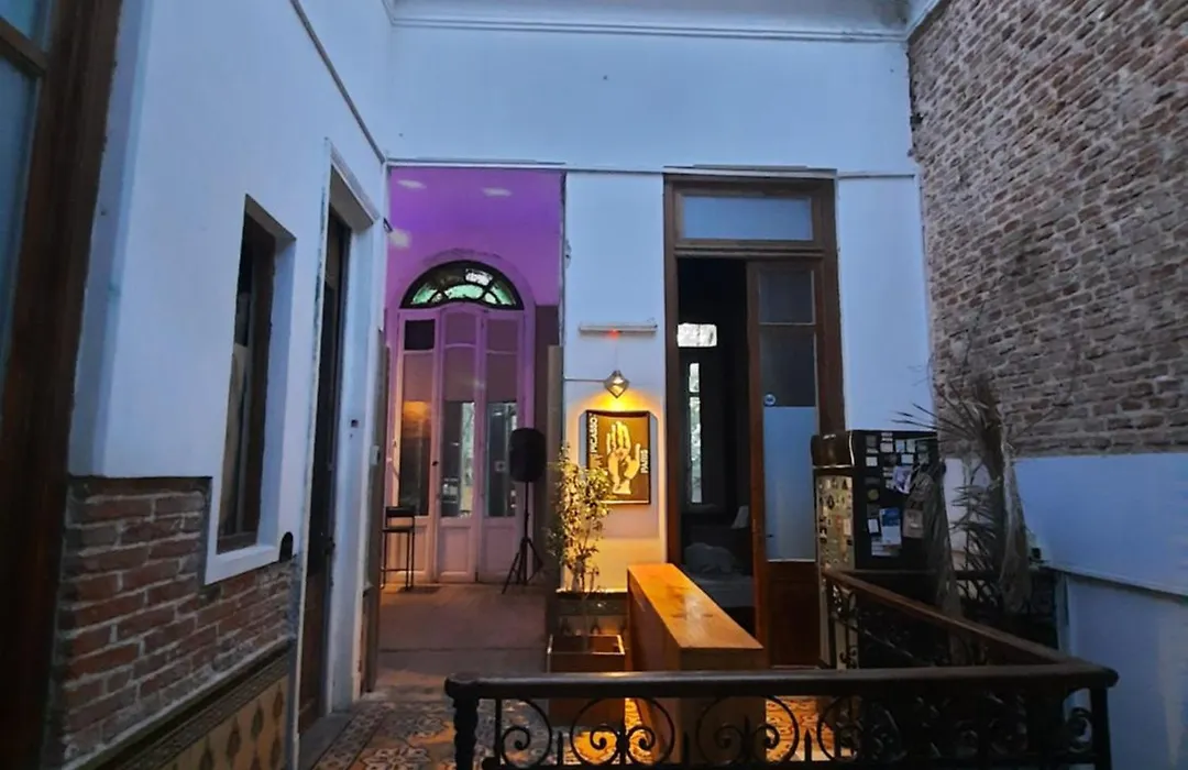 Casa Mutante Hostel-1